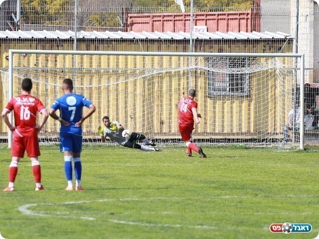 גורמזנו עם הפנדל, חלאיילה עם ההדיפה (עדי מלול)